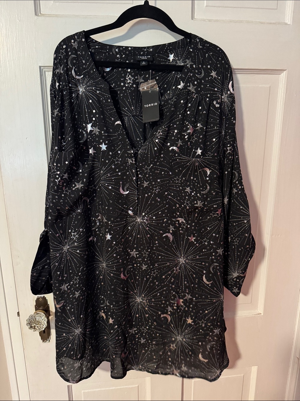 torrid NWT Harper Georgette Pullover 3/4 Sleeve Blouse Star Clusters 5X 28